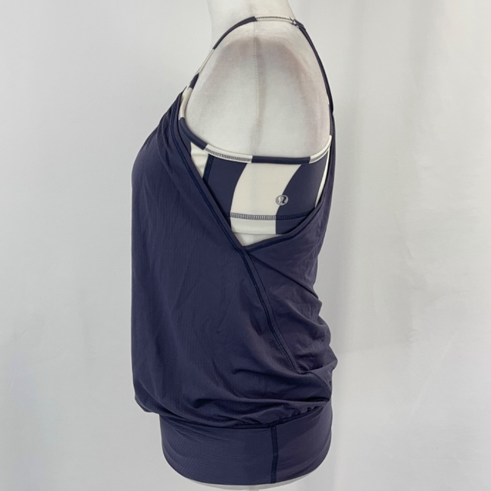 Lululemon No Limits Sports Bra Layer Loose Fit Tank Top Cadet Blue Stripe Size 4 - Picture 9 of 16